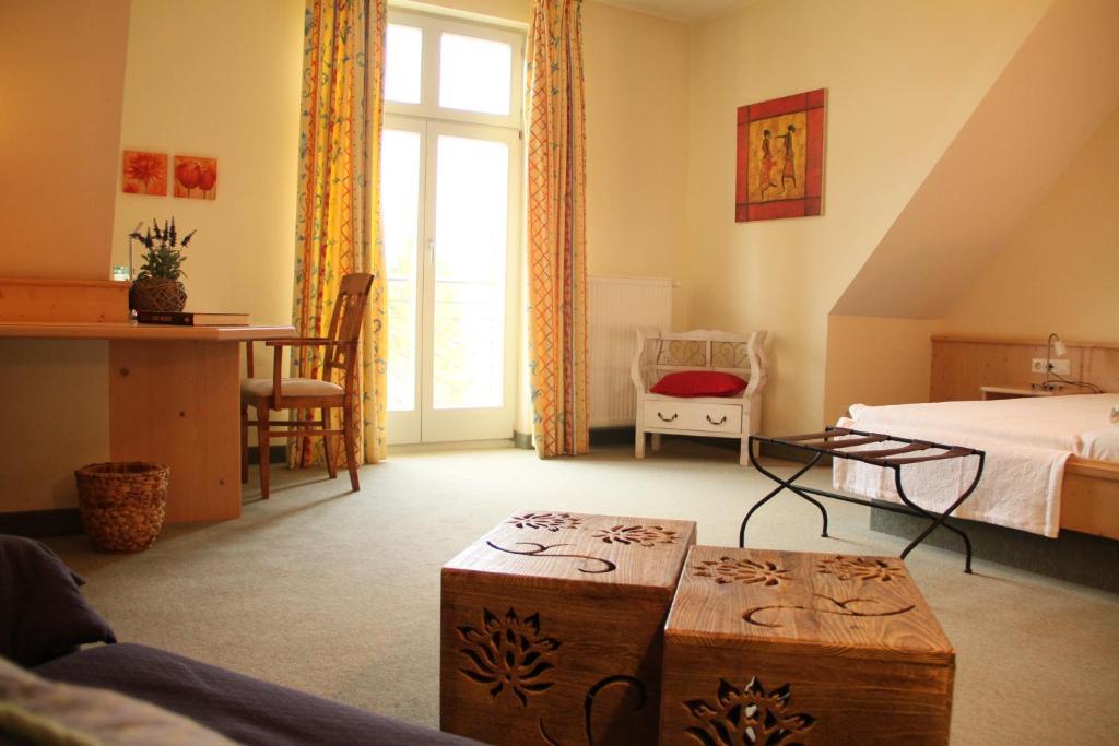 Landgasthof Gut Deutenhof Hotel Bad Abbach Room photo