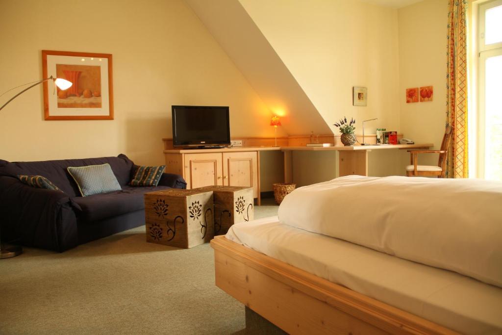 Landgasthof Gut Deutenhof Hotel Bad Abbach Room photo