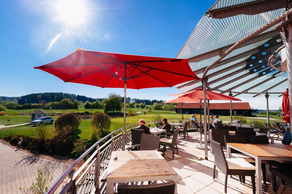Landgasthof Gut Deutenhof Hotel Bad Abbach Exterior photo